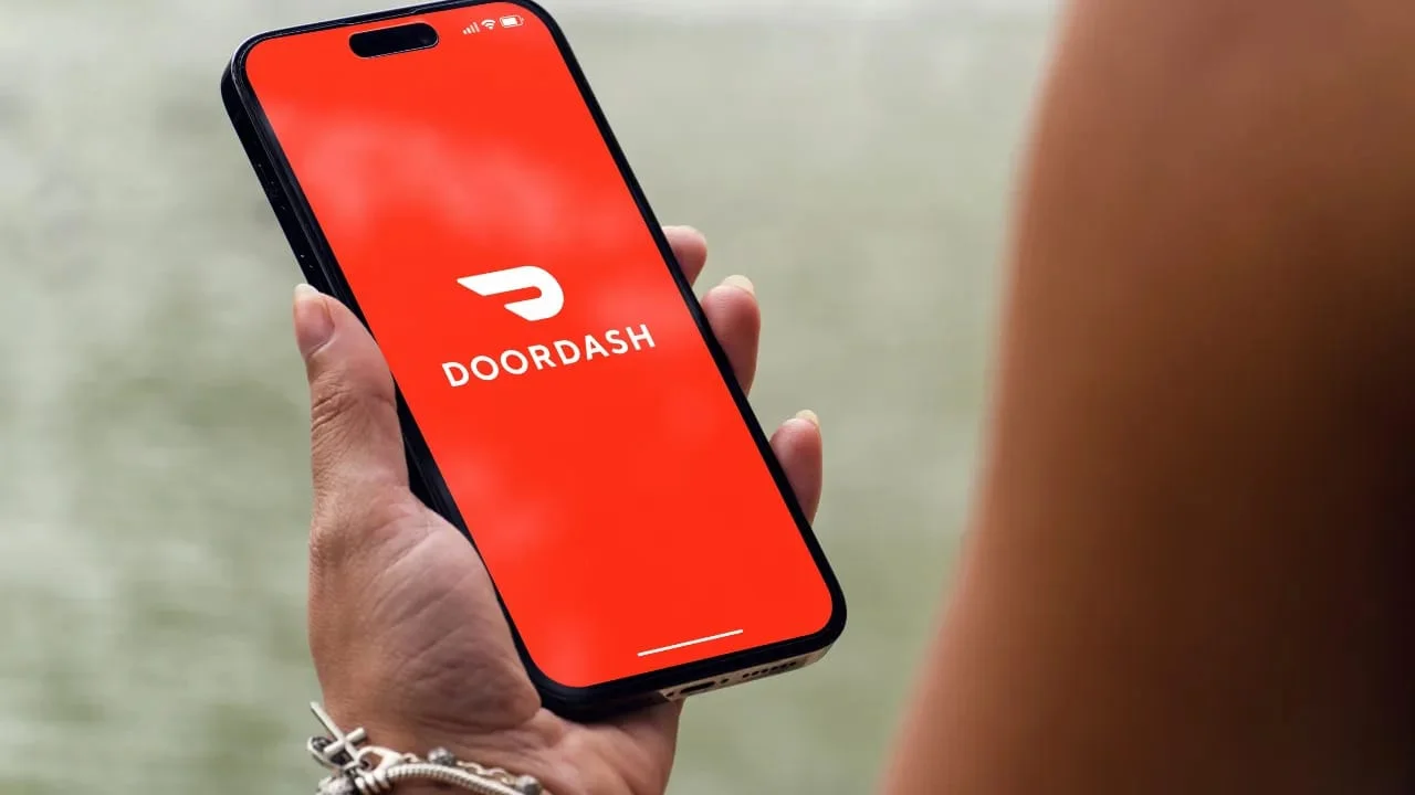 Aprende cómo empezar a hacer DoorDash y genera ingresos extras