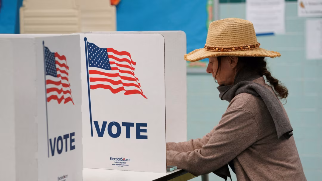 Cómo impactan las elecciones en EE. UU. y América Latina en la comunidad latina