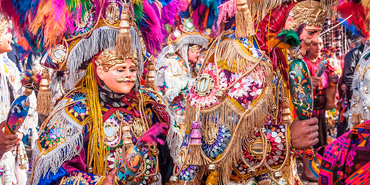 La riqueza cultural de los latinos en EE.UU.: tradiciones, festividades y adaptación