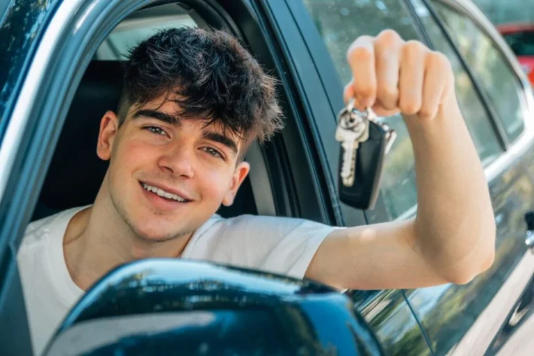Cómo y dónde solicitar la licencia de conducir en USA