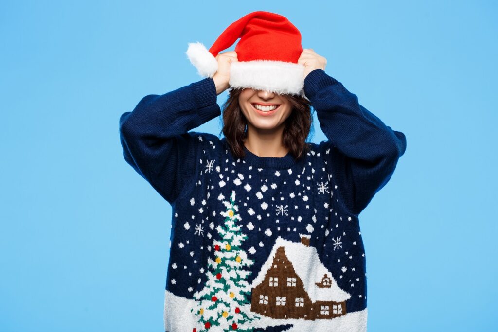 La Tradición del Ugly Sweater: Una moda divertida en la cultura festiva estadounidense